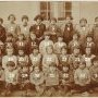 Ecole de filles de Bédoin année 1930